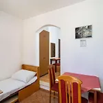 شقة Klis *
