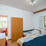 Apartamento Klis *