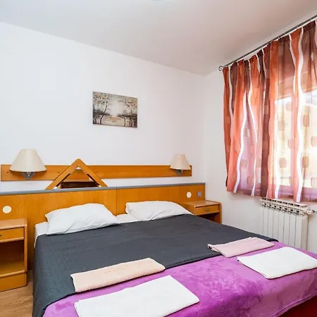 Apartment Klis Mlini