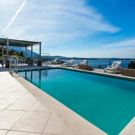 Klis 公寓 米利尼